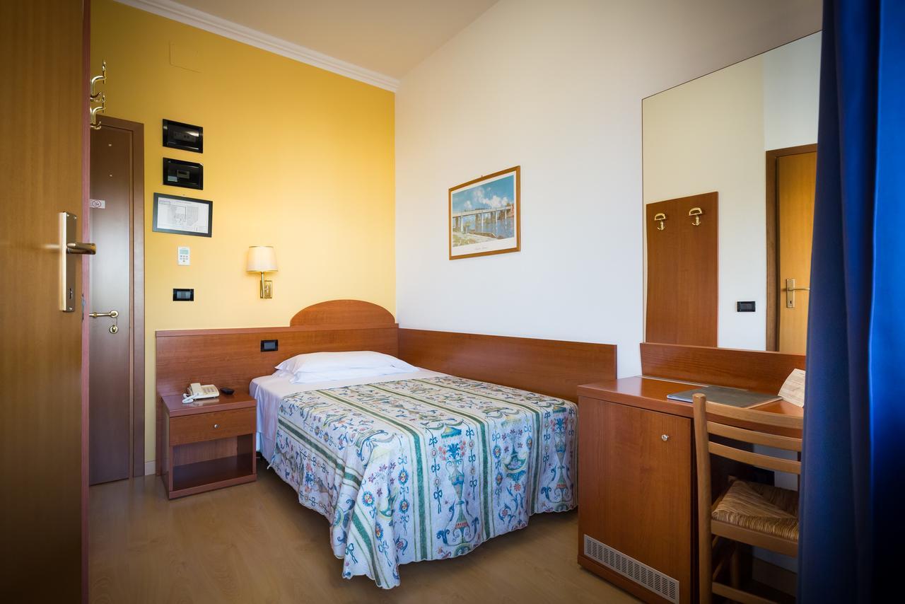 Hotel Tritone Καόρλε Εξωτερικό φωτογραφία