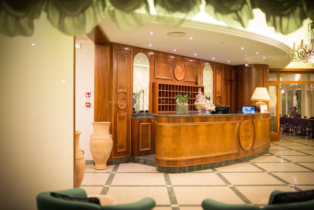 Hotel Tritone Καόρλε Εξωτερικό φωτογραφία